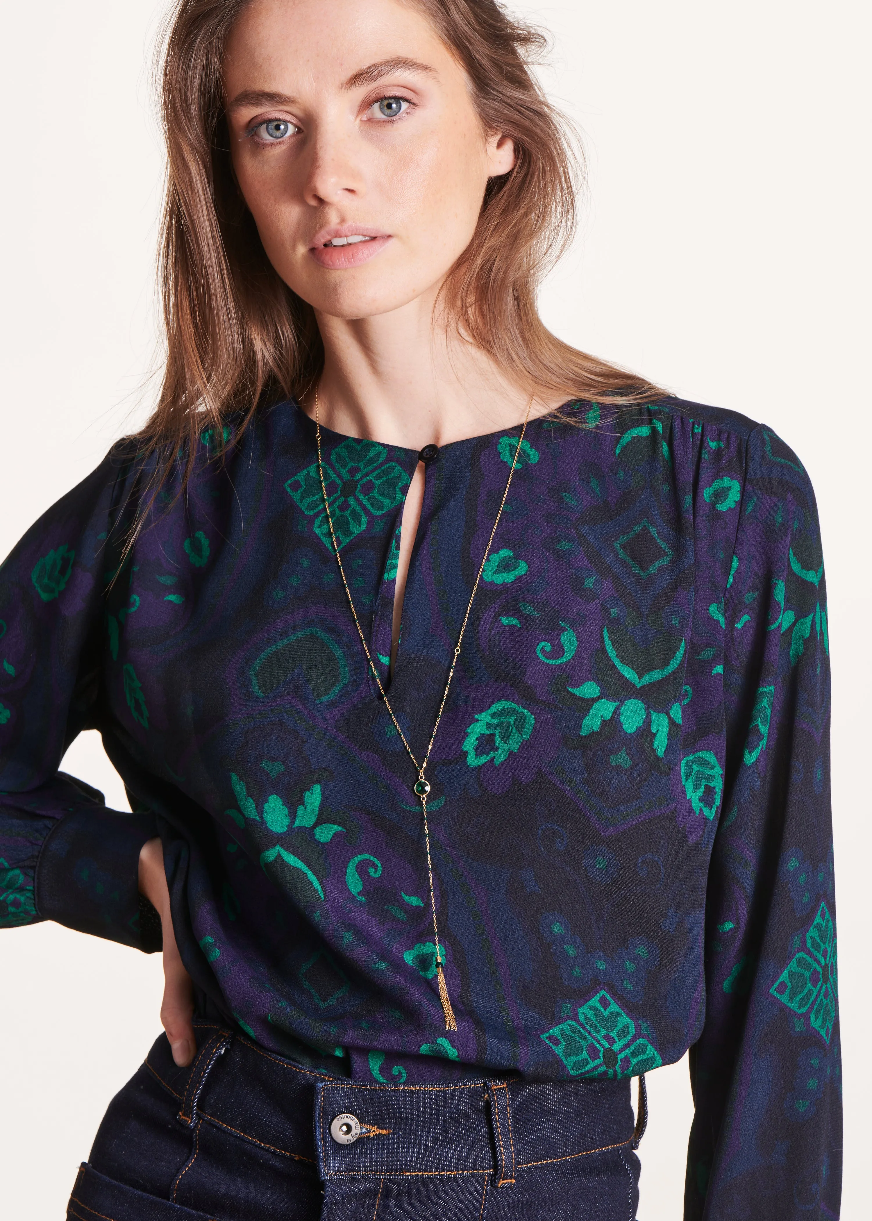 Collier sautoir doré pampille métal