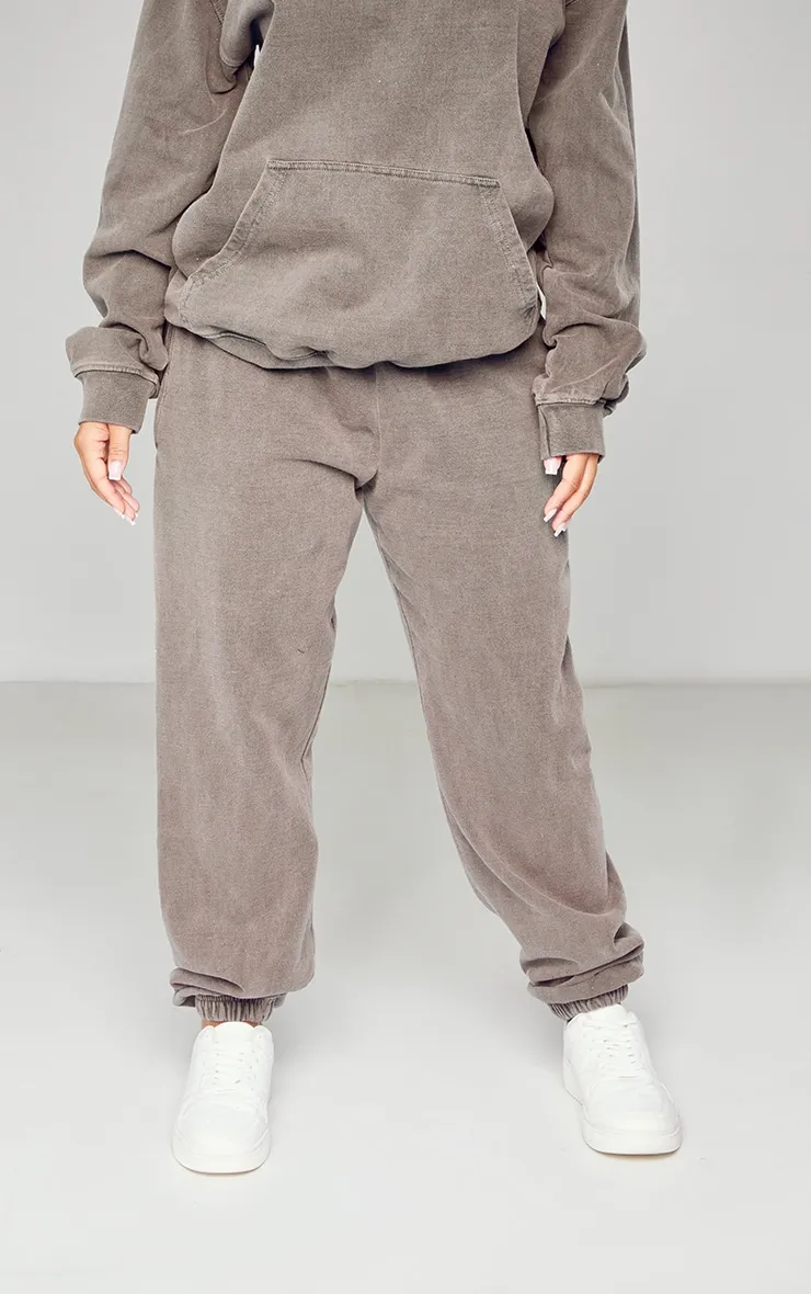 PRETTYLITTLETHING Petite Jogging style sport oversize gris pierre délavé