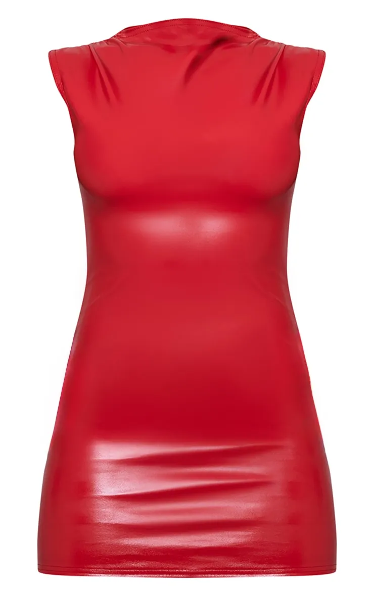 Robe moulante en PU rouge cerise froncé à col montant